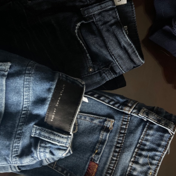 Jean - Picture 3 of 3